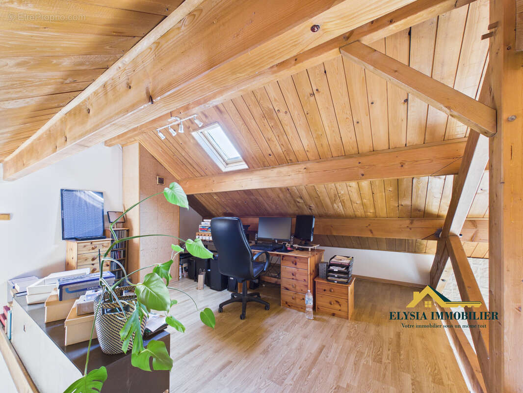 Maison à CHAUDENEY-SUR-MOSELLE