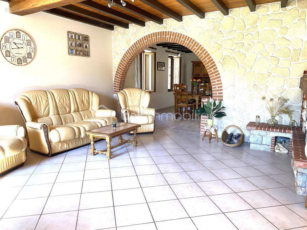 Maison à CASTELMAUROU