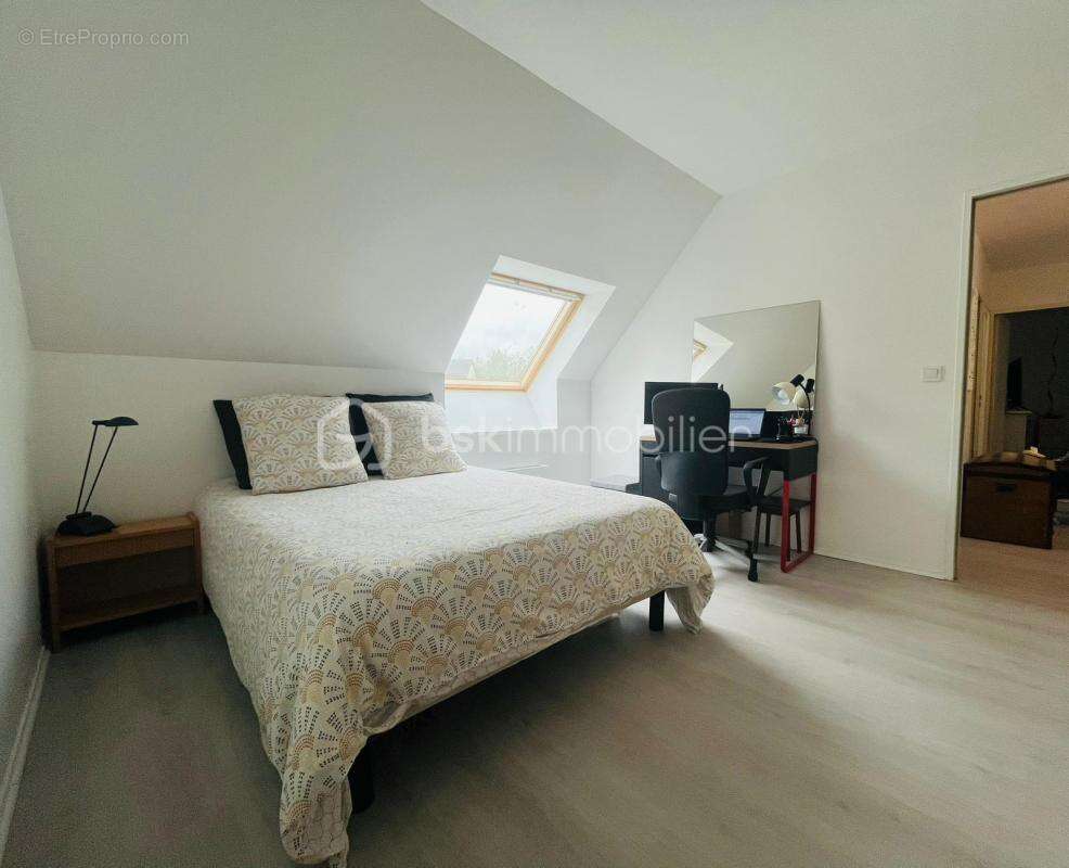 Maison à LES ESSARTS-LE-ROI