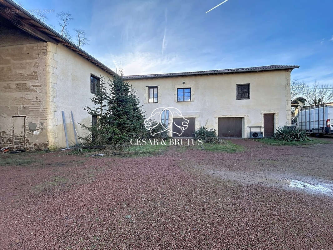 Maison à NERVIEUX