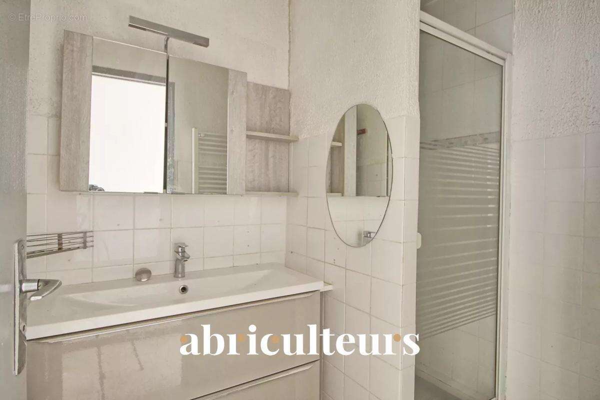 Appartement à ROGNES