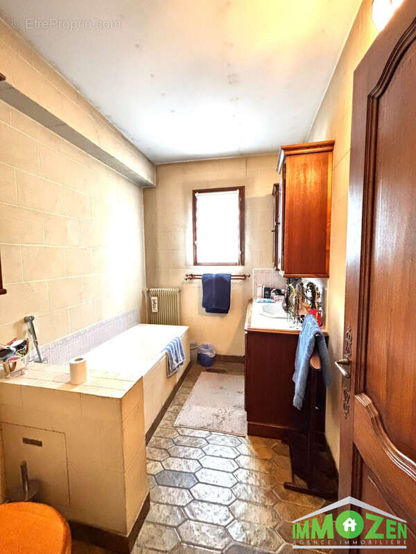 Appartement à MAISONS-ALFORT