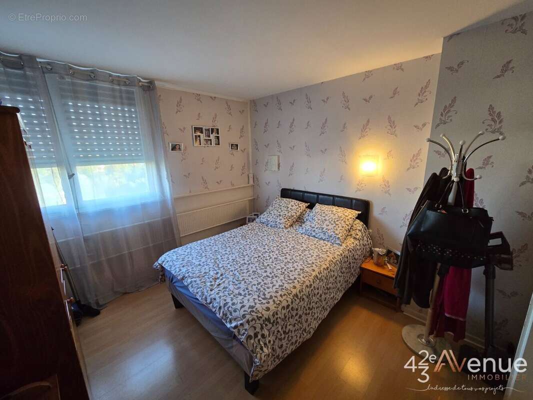 Appartement à SAINT-ETIENNE