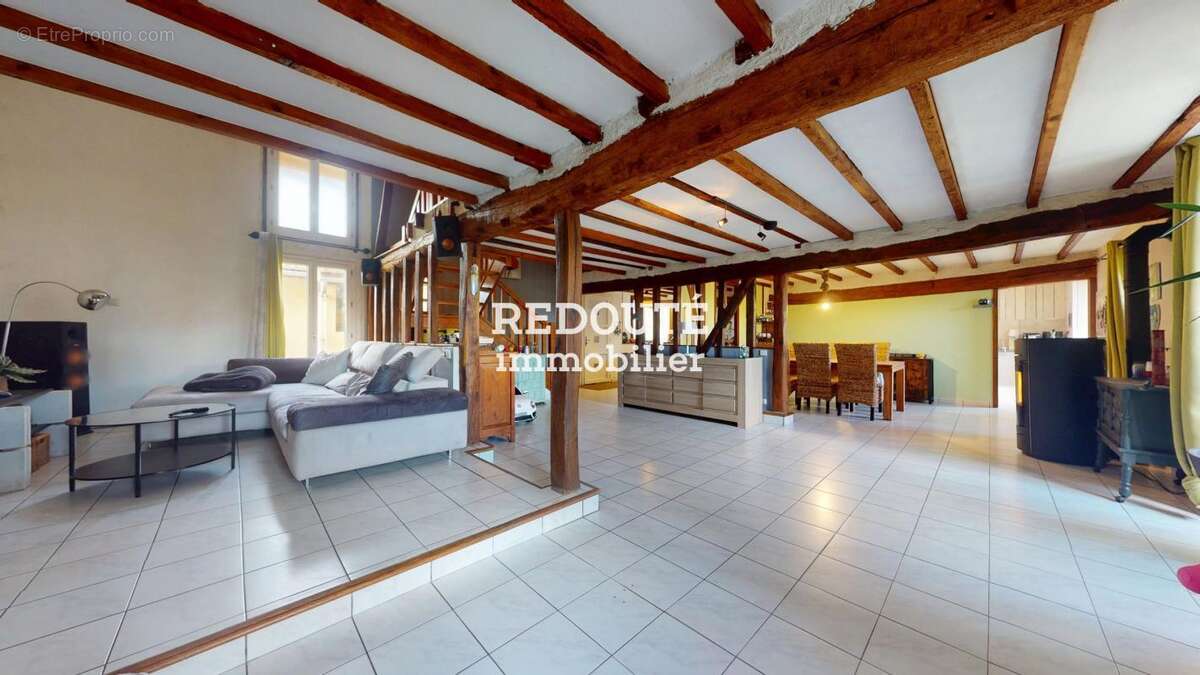 Maison à ECURY-SUR-COOLE