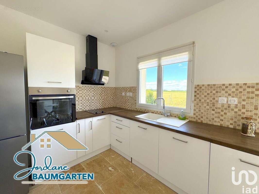 Photo 3 - Maison à CHAMPAGNOLLES