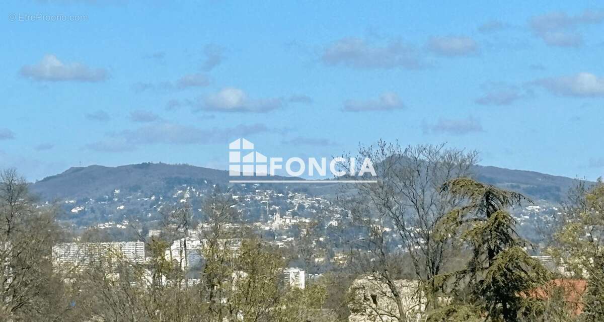 Appartement à LYON-5E