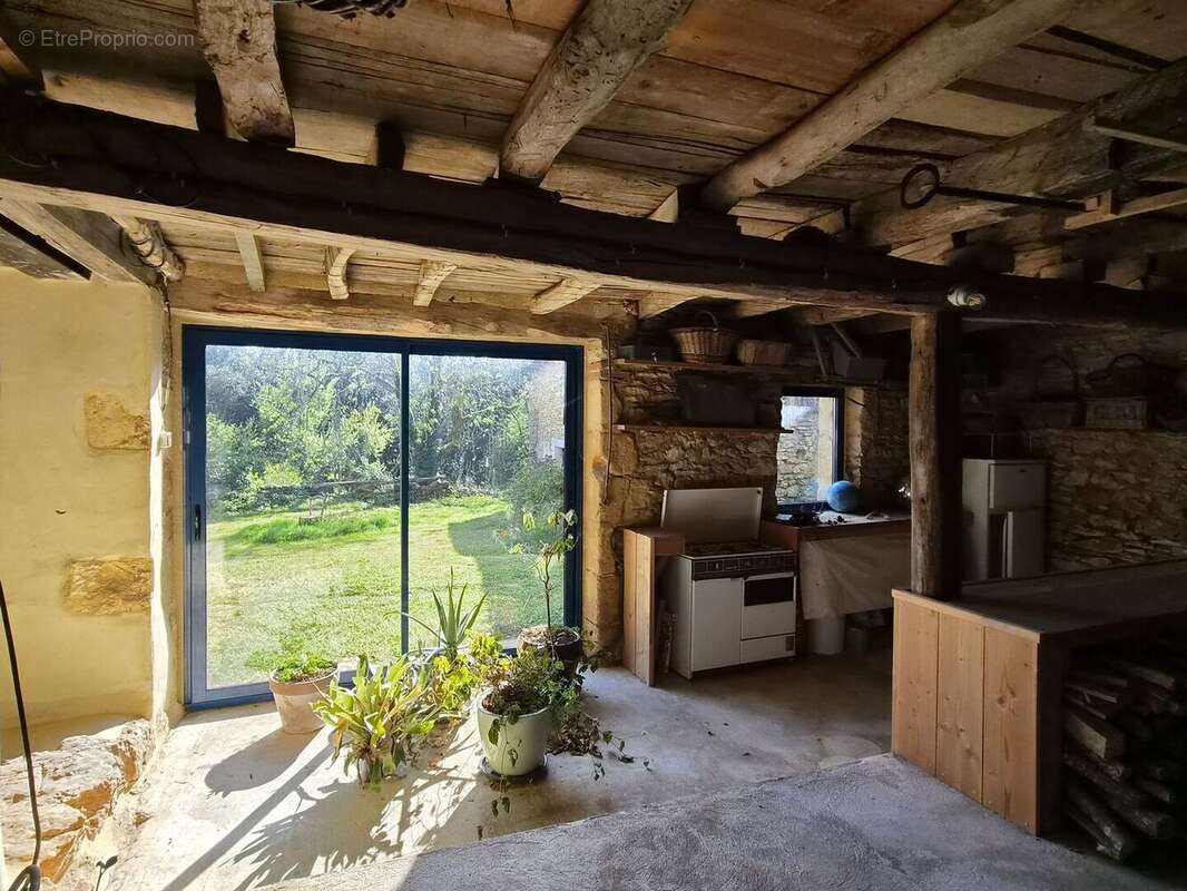 20260324160223 - Maison à SAINT-CYPRIEN