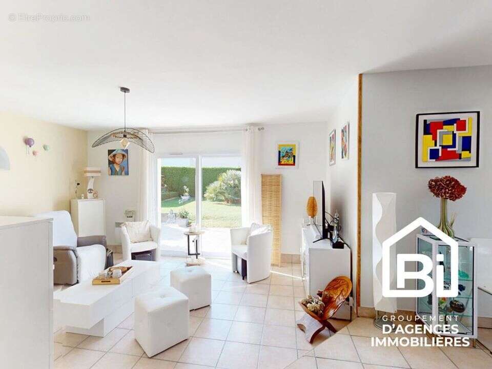 Maison à OUISTREHAM