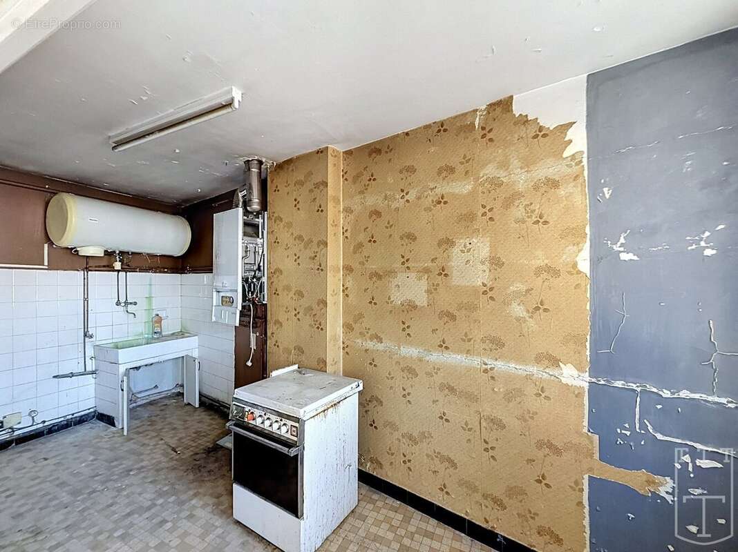 Exclusivite t3 à rénover - photo 10
