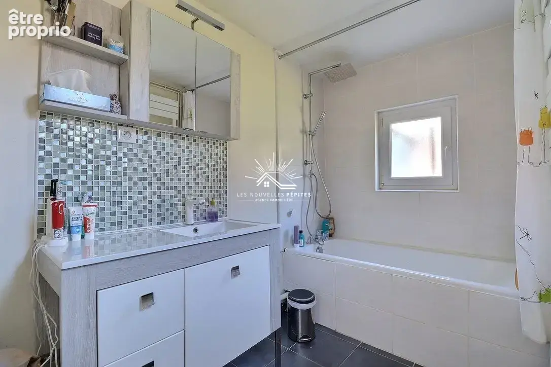 Maison 88 m² à Tourcoing  - photo 4