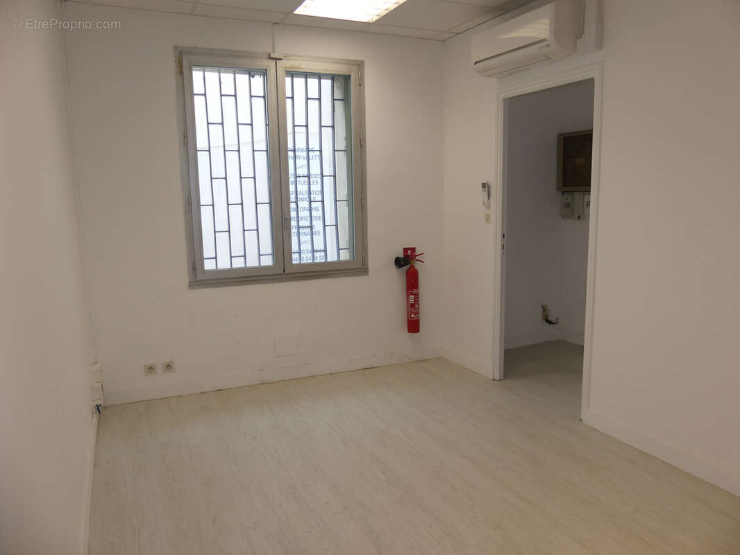 Appartement à FONTVIEILLE