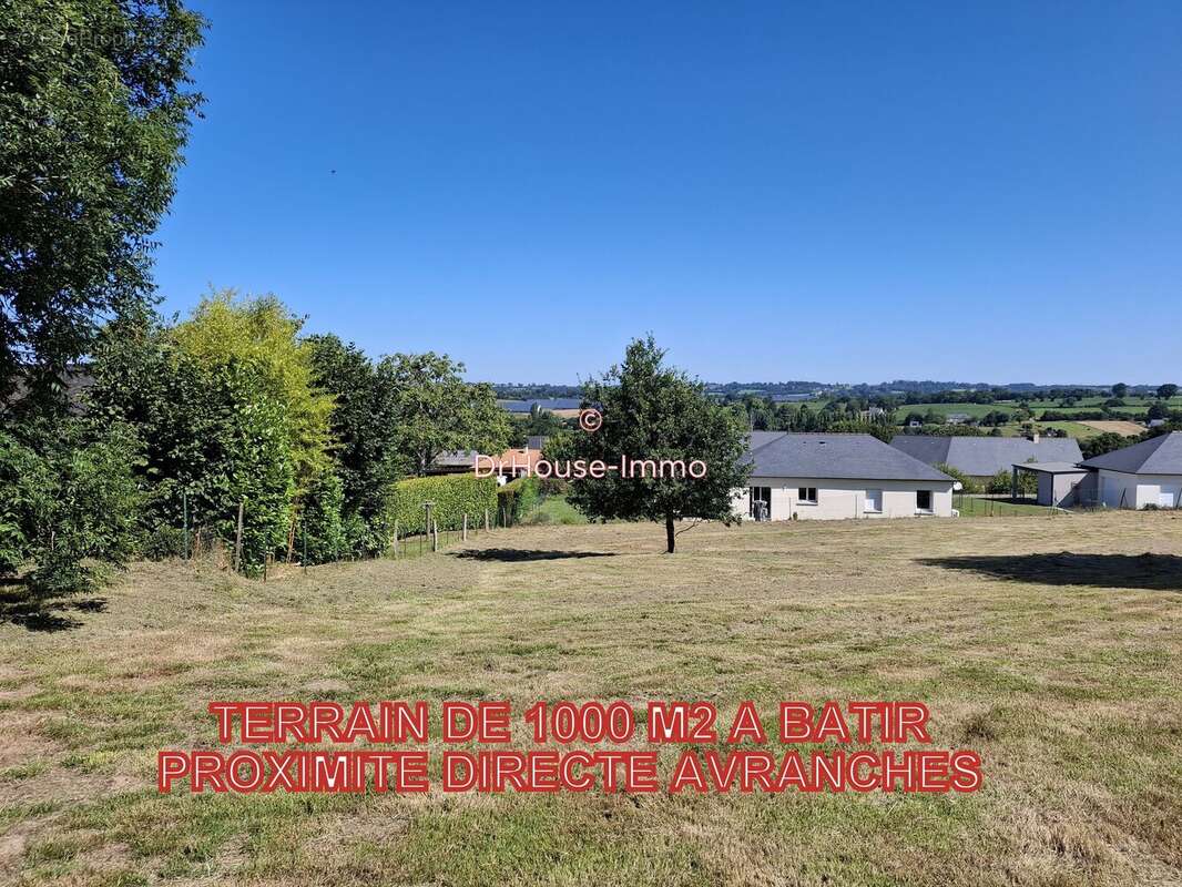 Terrain à AVRANCHES