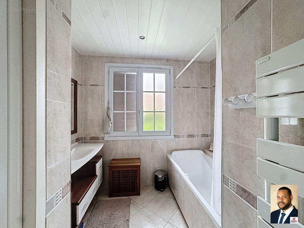 Maison à LE PLESSIS-PATE