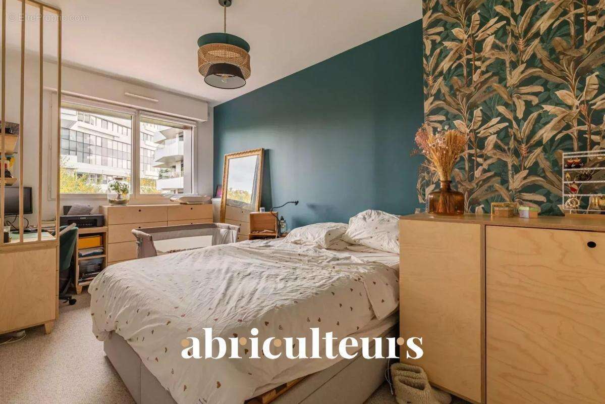 Appartement à ISSY-LES-MOULINEAUX