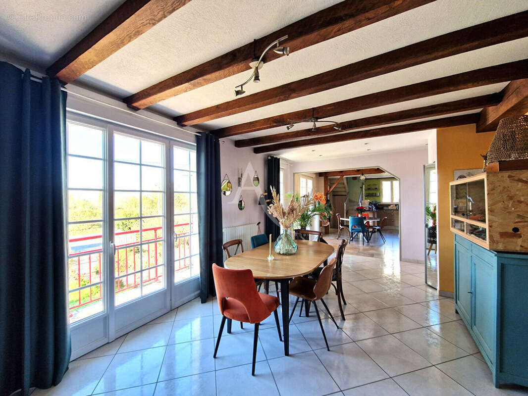 Maison à SAINT-SYLVAIN-D&#039;ANJOU