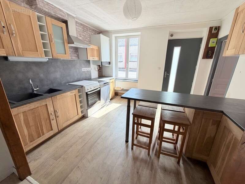 Maison à vendre 5 pièces GUEUGNON (71) - photo 3