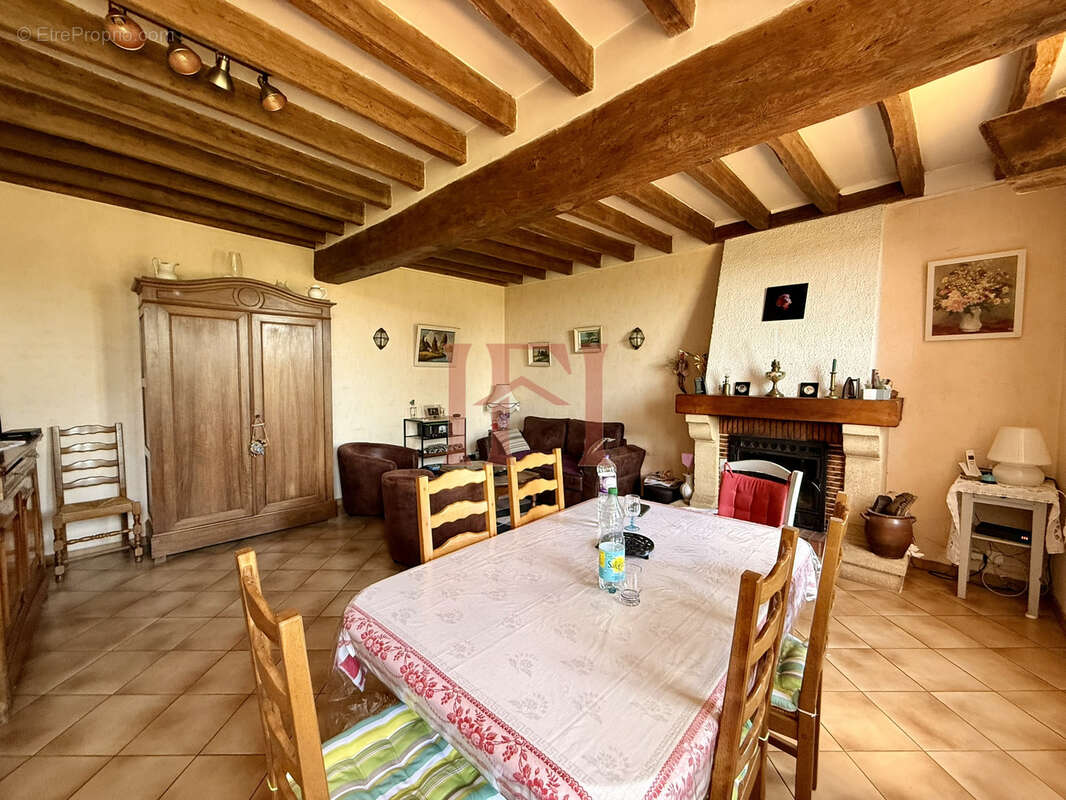 Maison à CLOYES-SUR-LE-LOIR