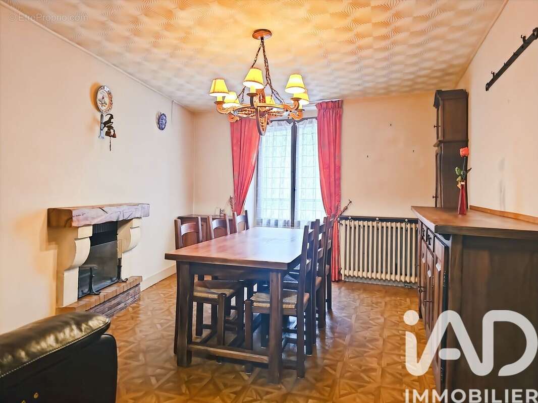 Photo 2 - Appartement à BRIE-COMTE-ROBERT