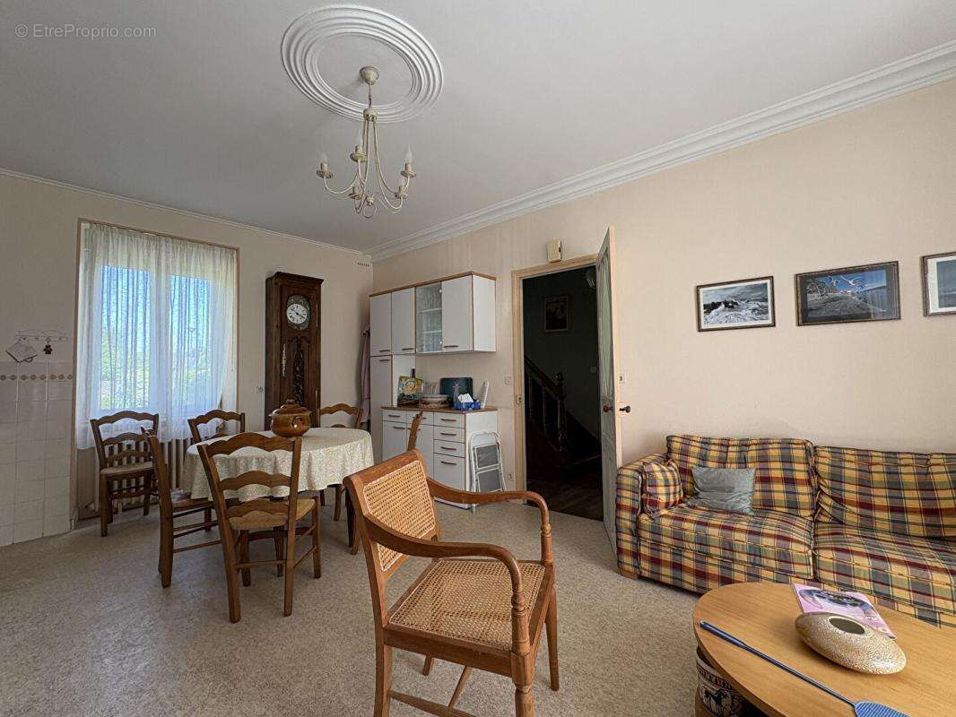 A vendre RIEC SUR BELON (29340) Maison de ville 7 pièces 4 chambres 124 m2 - photo 9