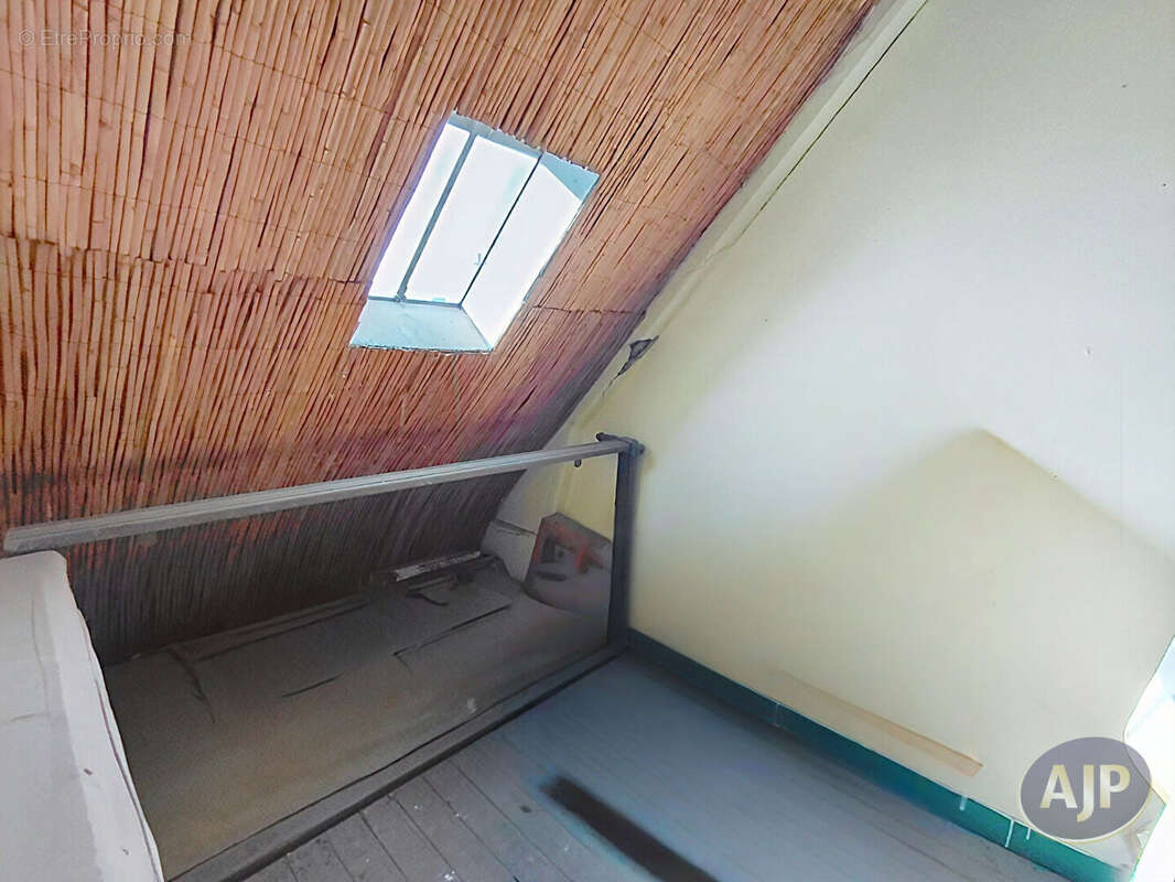 Appartement à PARIS-8E
