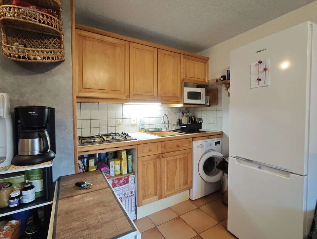 Appartement à MORILLON