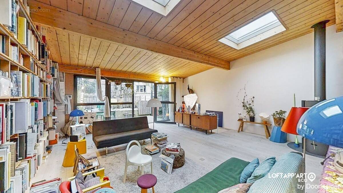 Appartement à PARIS-20E