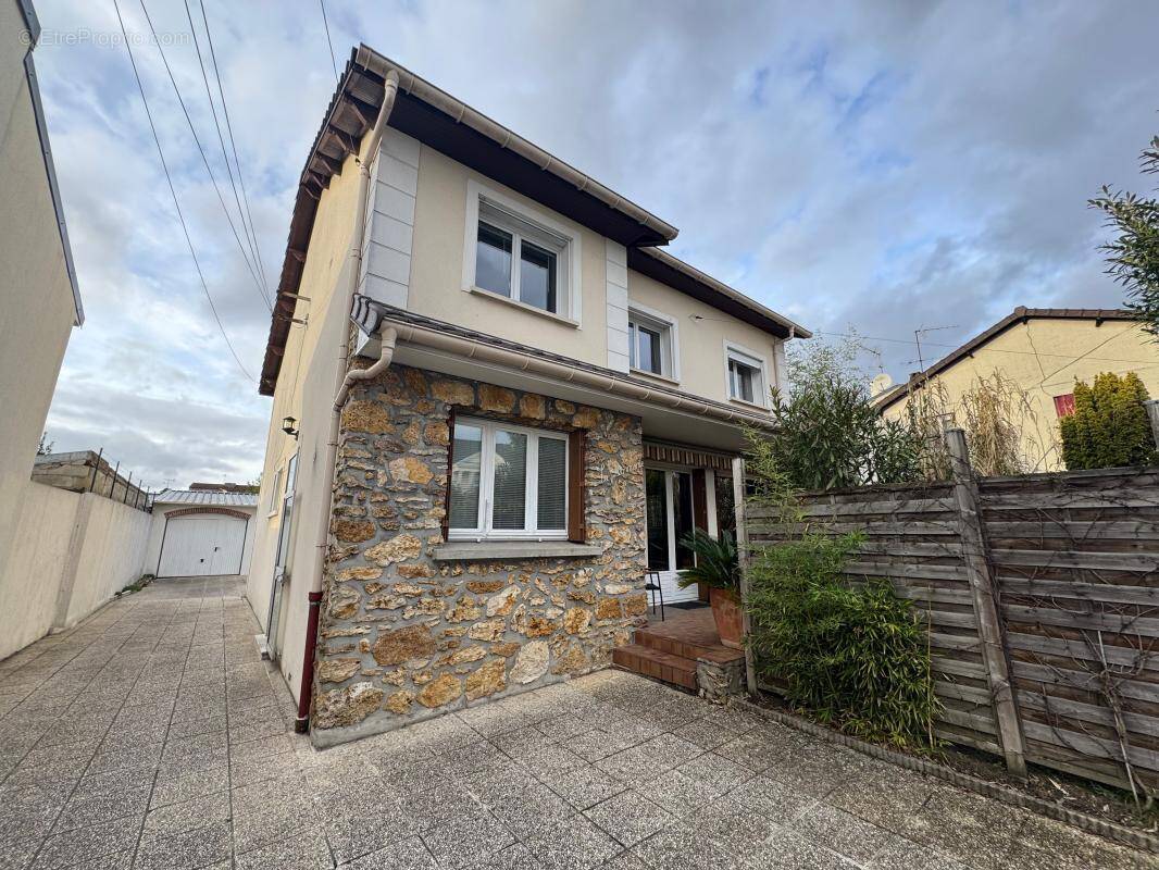 Appartement à DRANCY