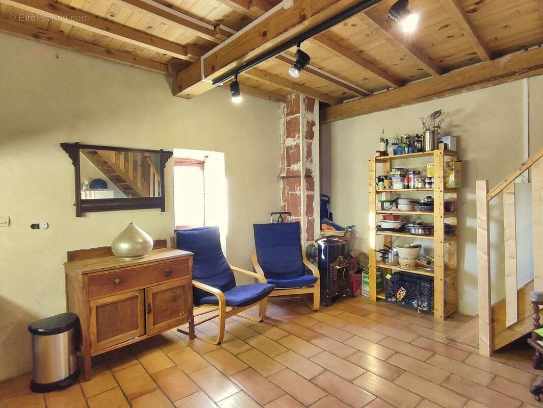 Maison à ALLEGRE-LES-FUMADES