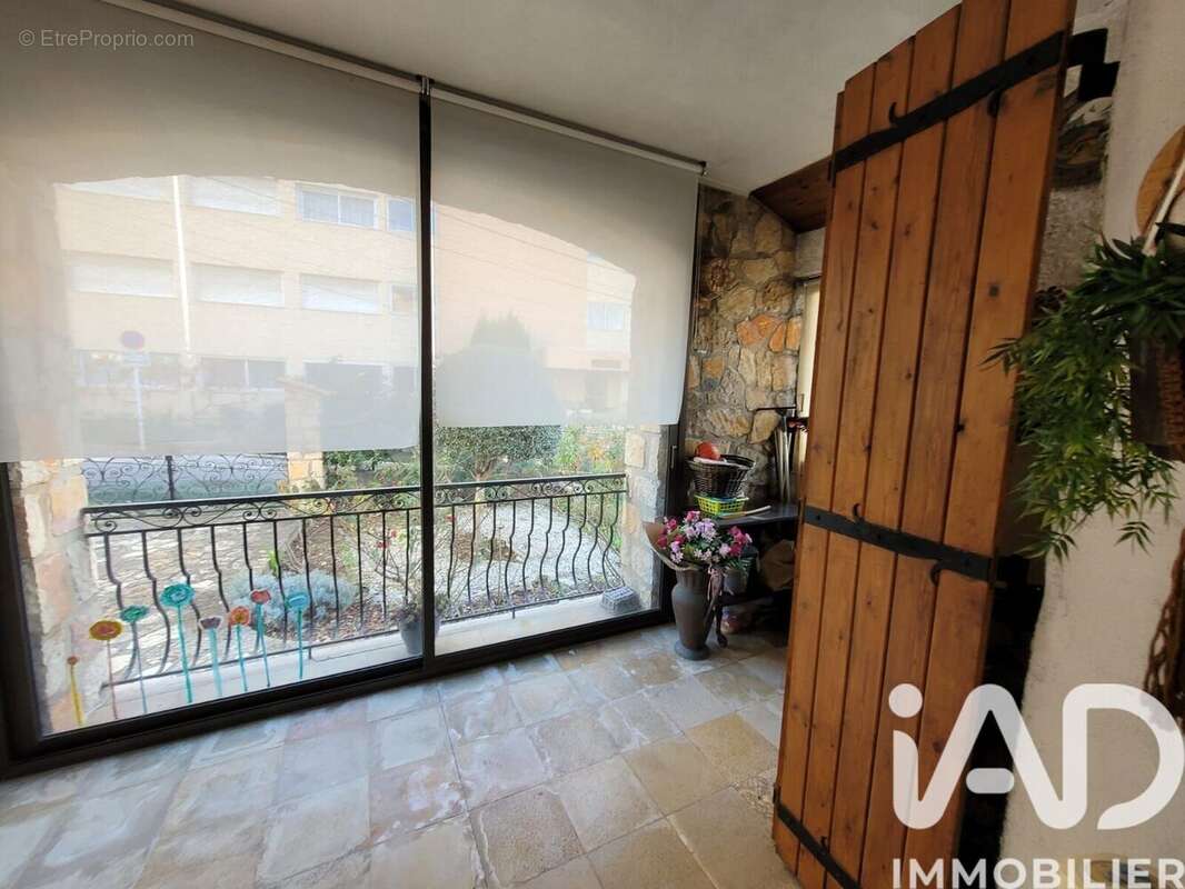 Photo 2 - Maison à ANTIBES
