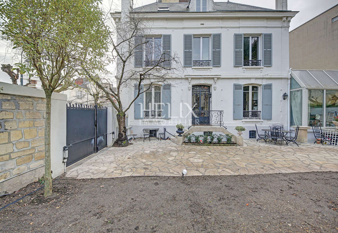 Maison à LE VESINET