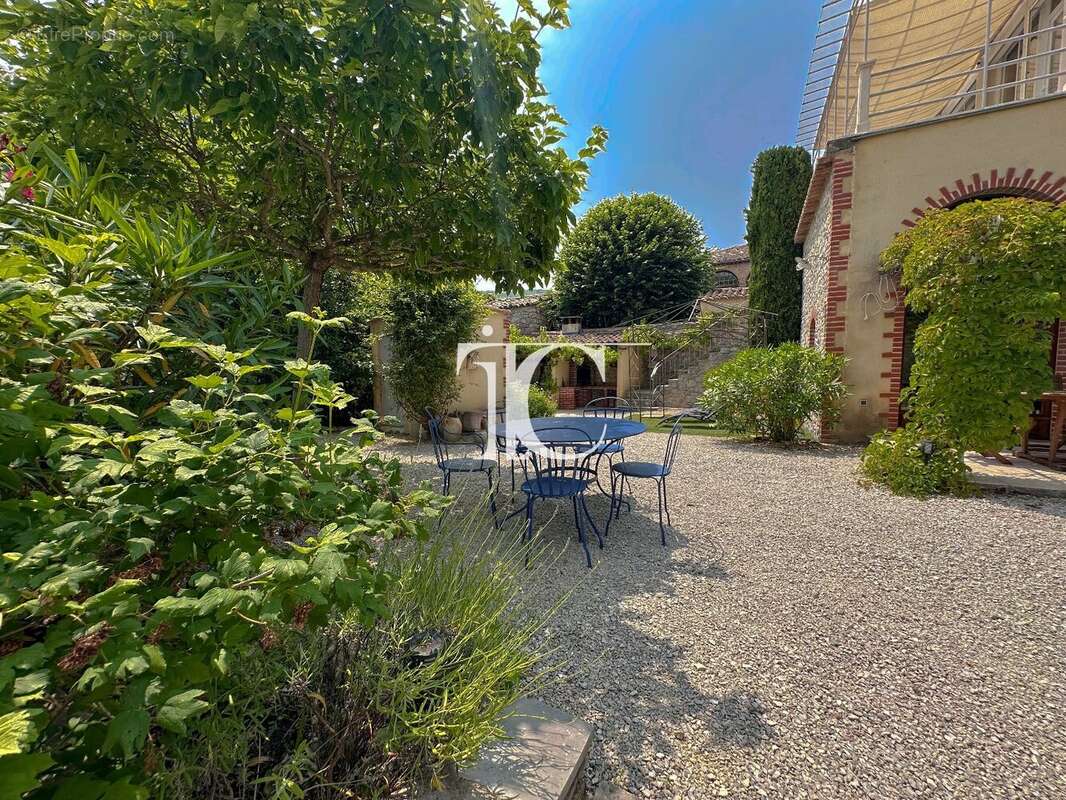 Maison à SAINT-PAUL-LE-JEUNE