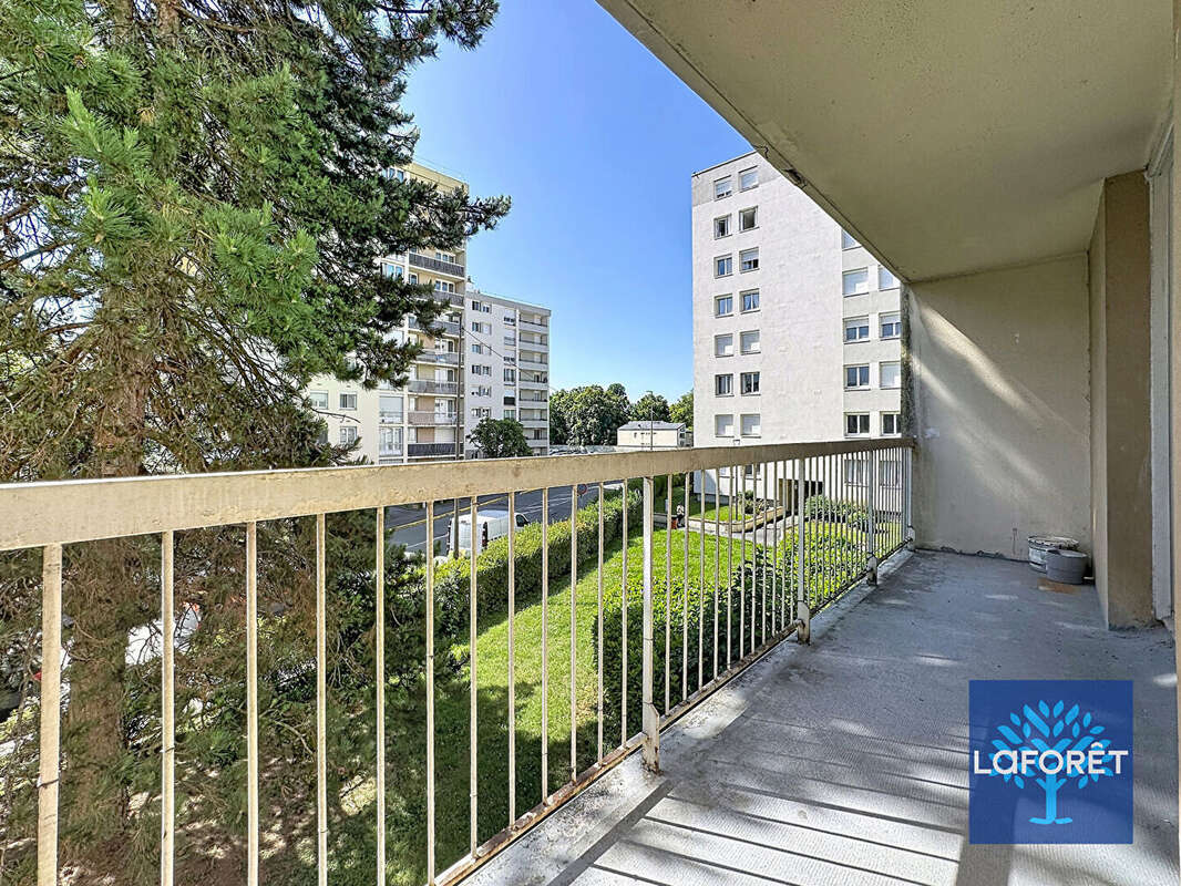 Appartement à CHILLY-MAZARIN