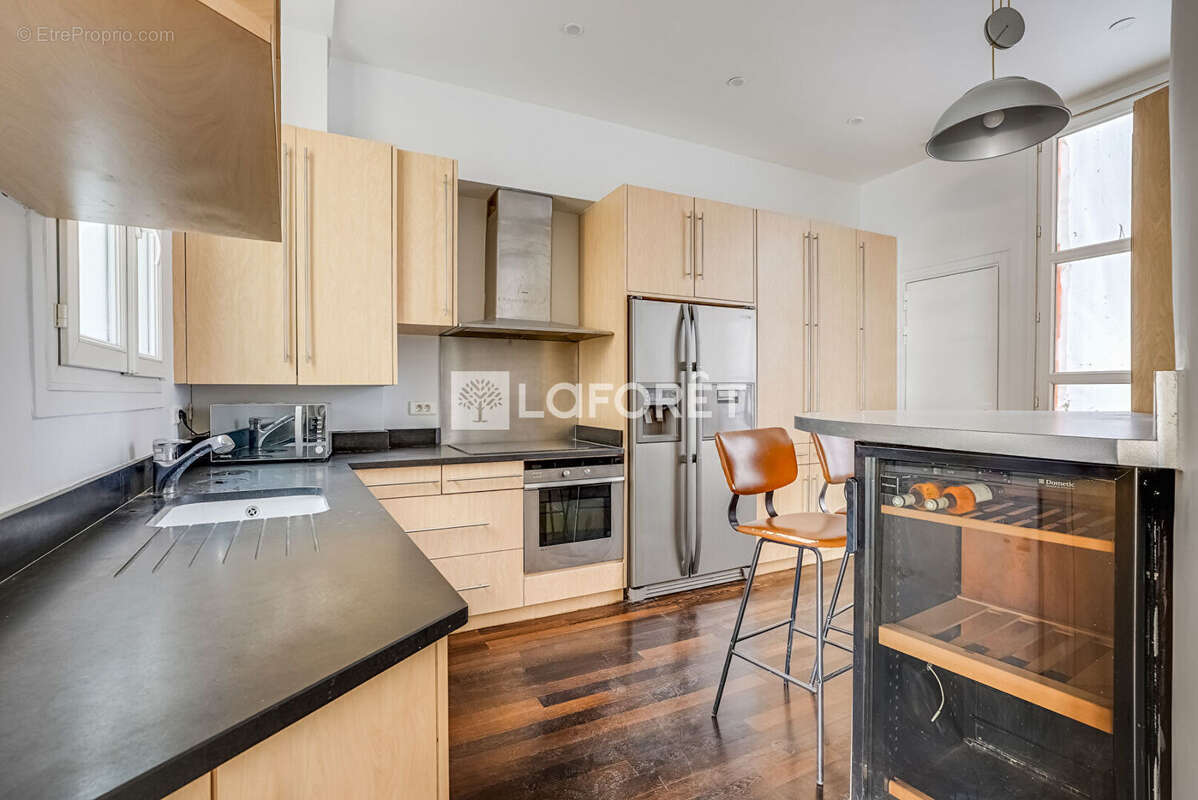 Appartement à PARIS-9E