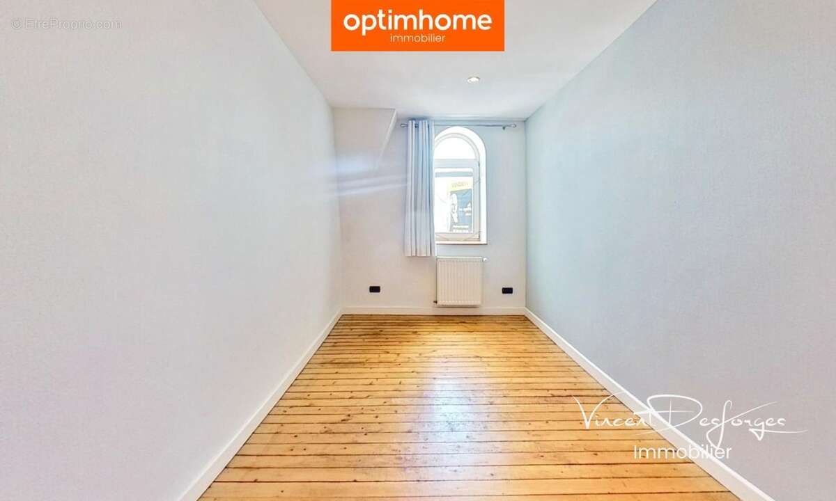 Thionville centre - Lumière, volumes et design – Duplex d’architecte au dernier étage - photo 10