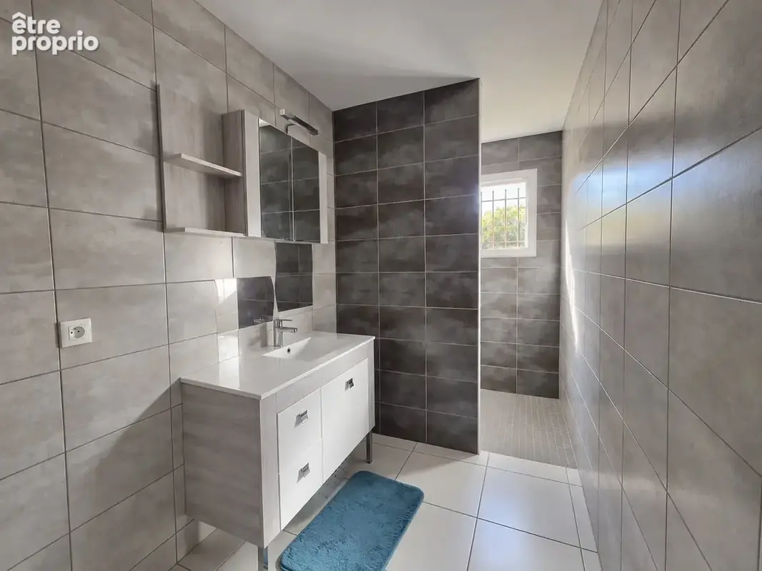 01150 BLYES   Maison 3 chambres, jardin et garage   DPE B   Proche Plaine de l’Ain - photo 8