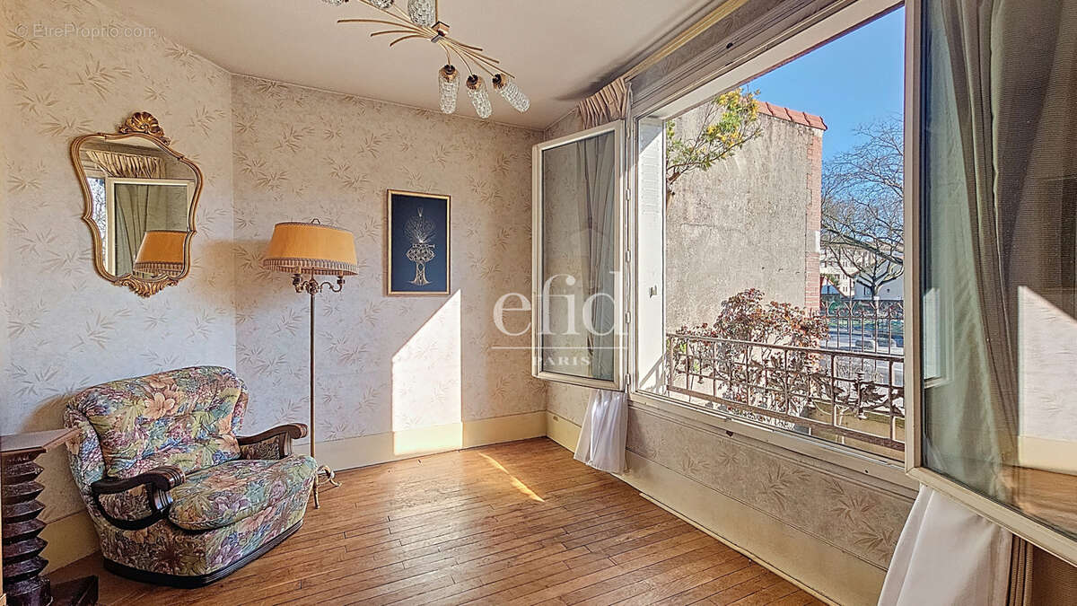 Maison à VITRY-SUR-SEINE