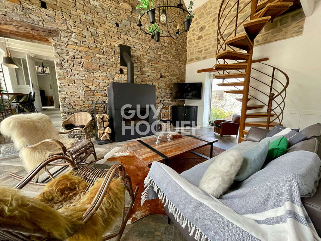 Maison à DOL-DE-BRETAGNE