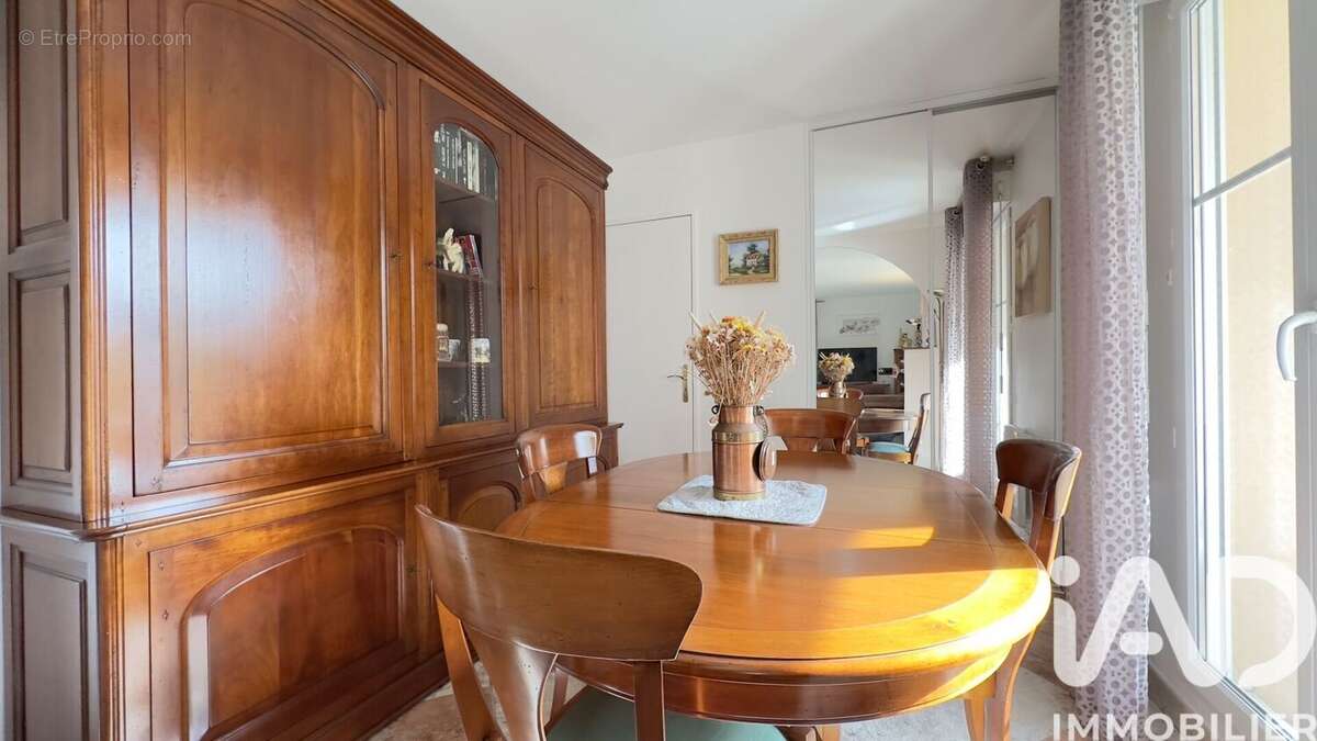 Photo 3 - Appartement à ELANCOURT