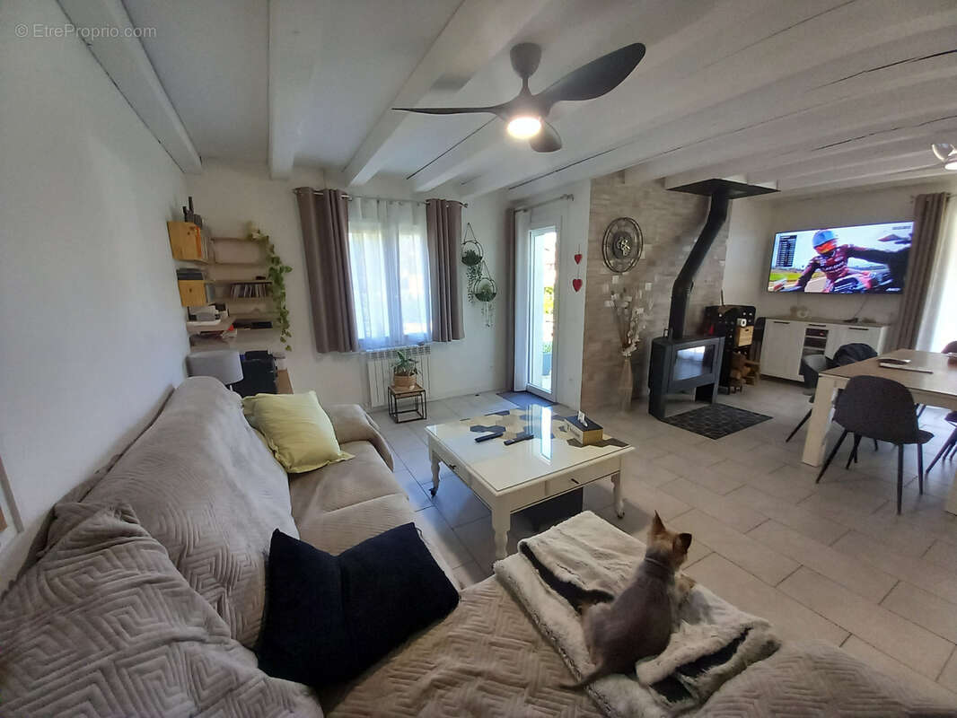 Maison à FUMEL