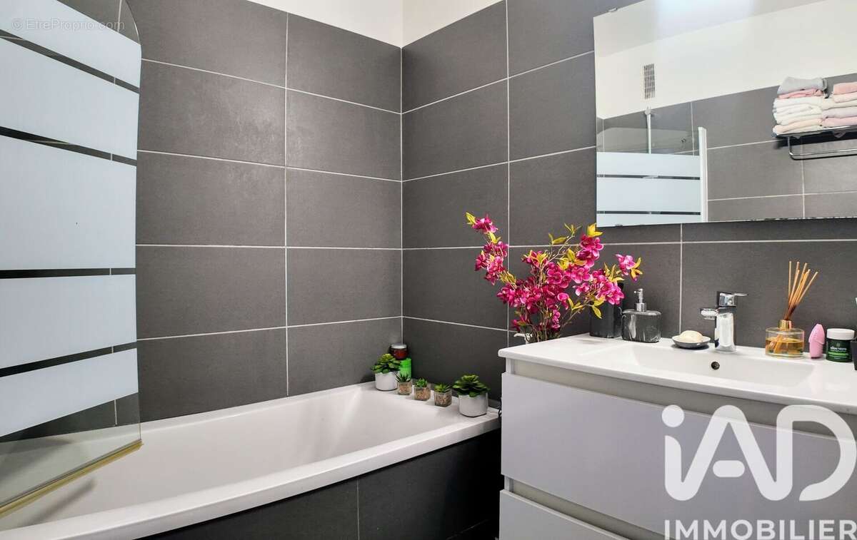 Photo 9 - Appartement à SAINT-ETIENNE