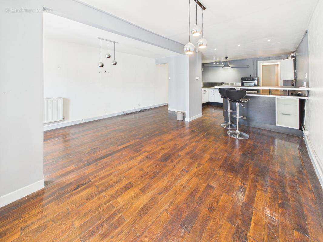 Appartement à PAGNY-SUR-MOSELLE