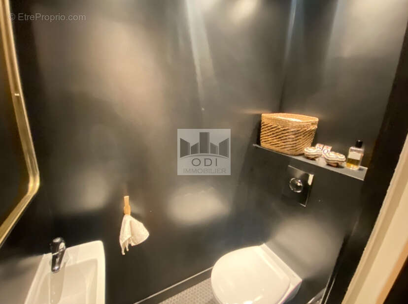 Appartement à PARIS-15E