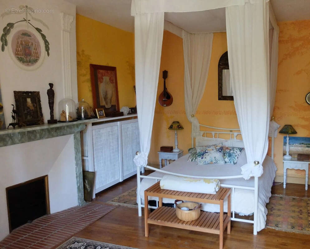 Maison de caractere (ancien presbytere) - photo 7