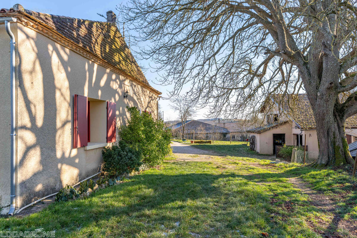 Maison à CASTILLONNES