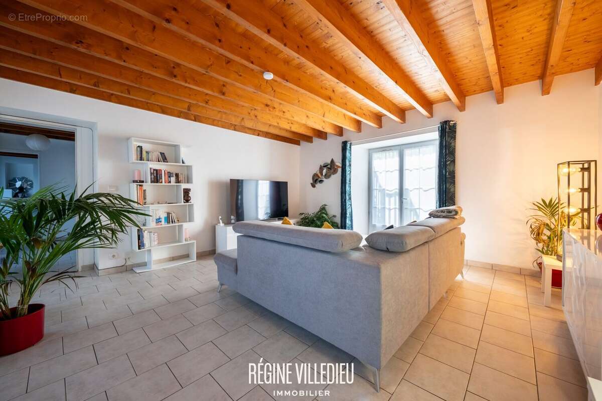 Maison à VAUVILLE