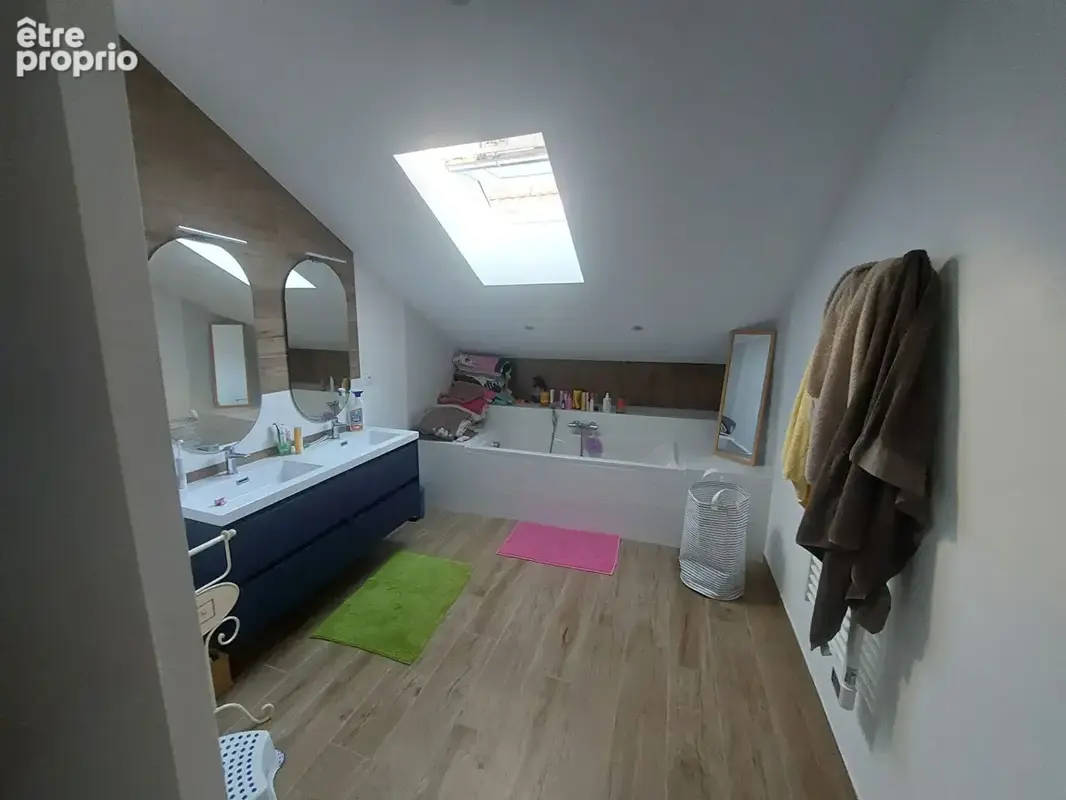 A vendre riorges loft de 6 pièces de 150 m2 - photo 7