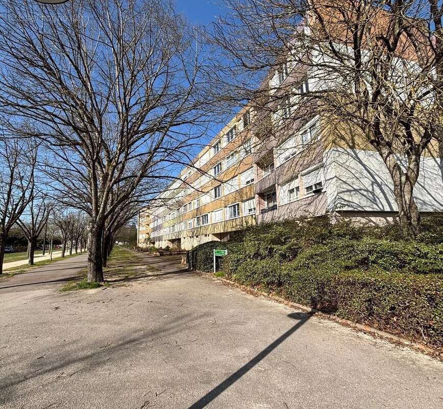 Appartement à QUETIGNY