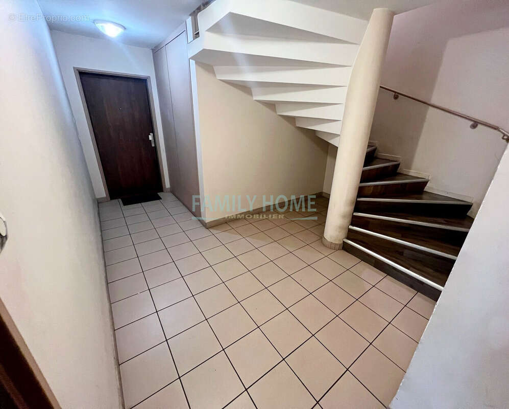 Appartement à LIVRY-GARGAN