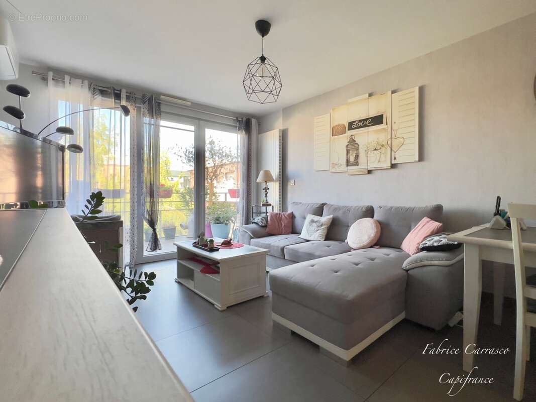 Appartement à vendre 3 pièces (63) T3 de 67,60 m² à Aulnat résidence récente et sécurisée - photo 12