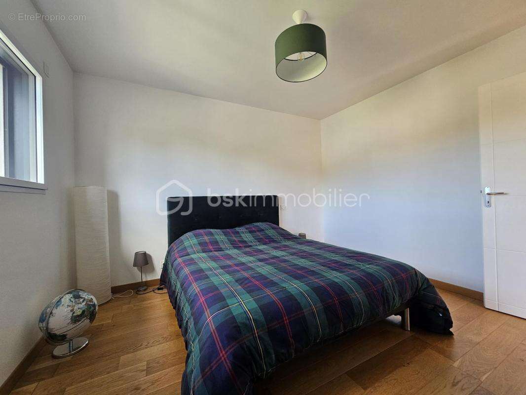 Maison à BAINS-SUR-OUST